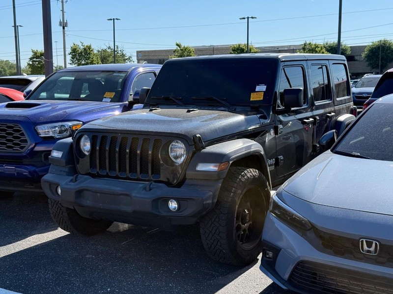 Jeep Wrangler Vehicle Image 02