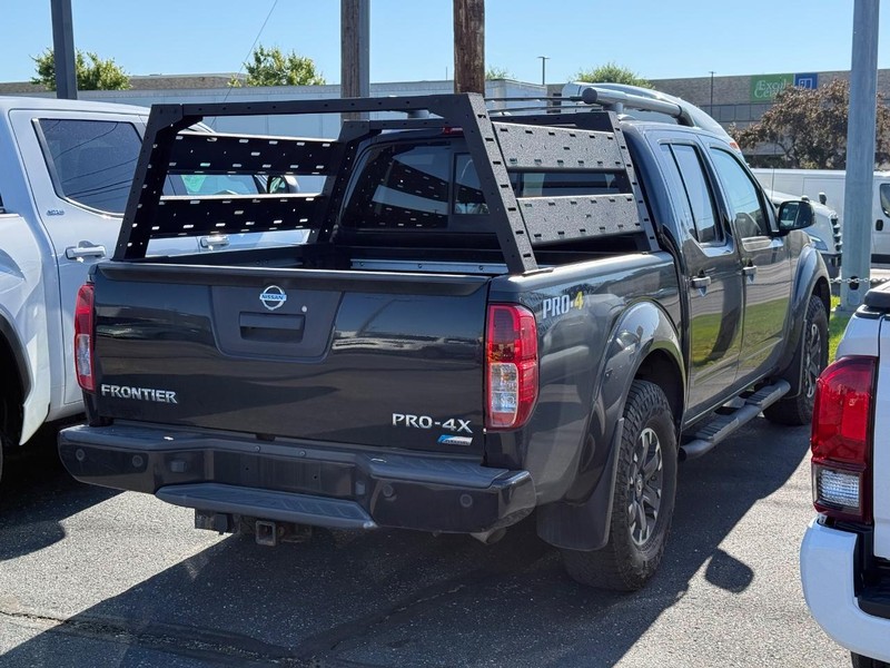 Nissan Frontier Vehicle Image 04