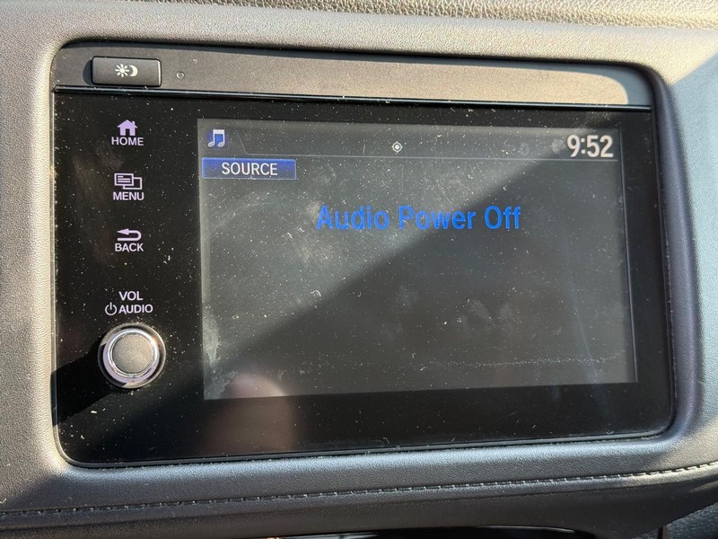 Honda HR-V Vehicle Full-screen Gallery Image 18