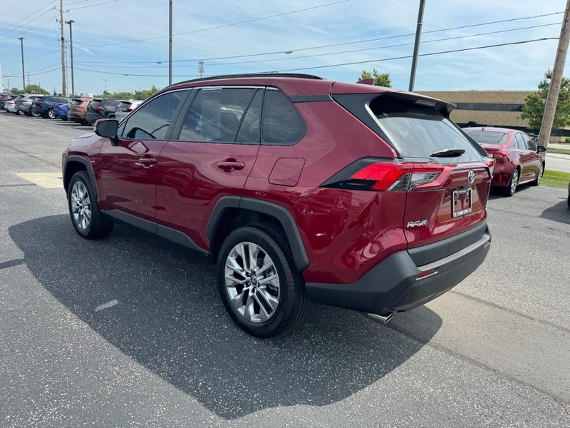 Toyota RAV4 Vehicle Image 06