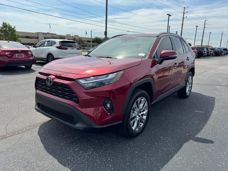 Toyota RAV4 Vehicle Image 08