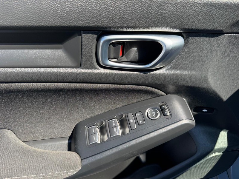Honda Civic Sedan Vehicle Image 23