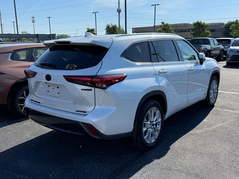 Toyota Highlander Vehicle Image 04