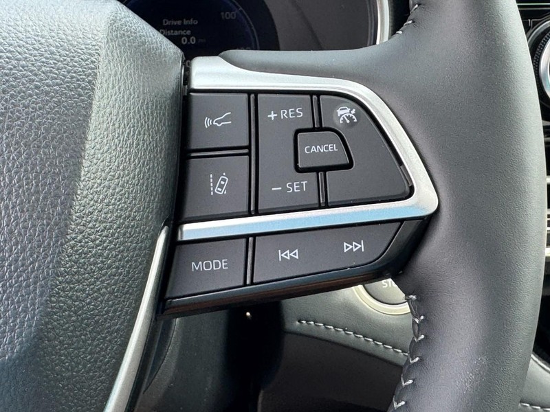 Toyota Highlander Vehicle Image 19