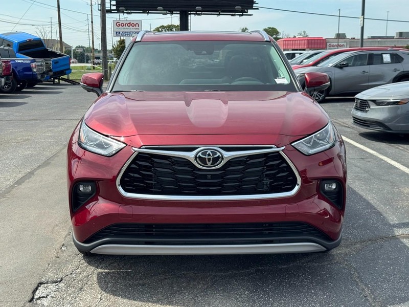 Toyota Highlander Vehicle Image 09
