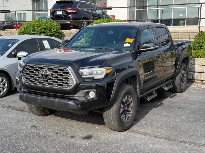 Toyota Tacoma 4WD Vehicle Image 02