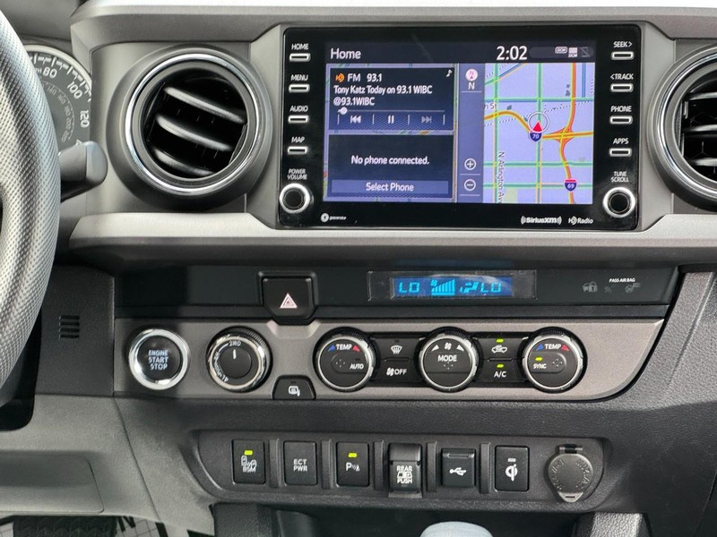 Toyota Tacoma 4WD Vehicle Image 14