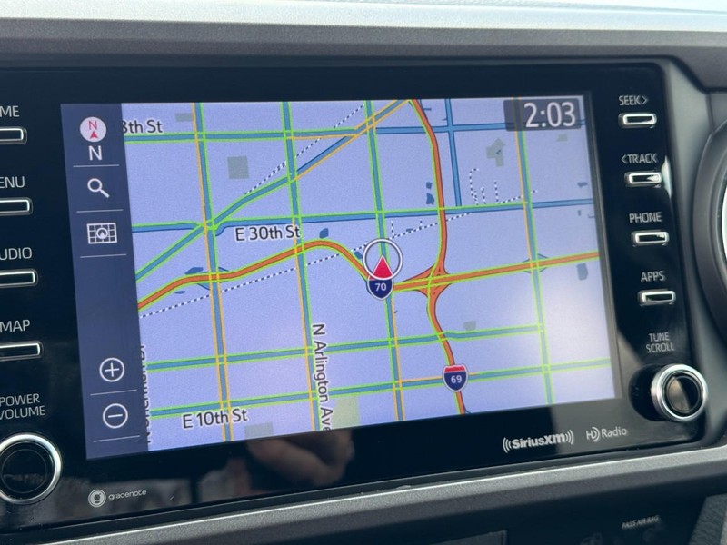 Toyota Tacoma 4WD Vehicle Image 21