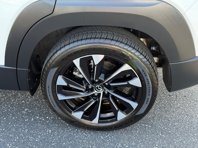 Mazda CX-50 Hybrid Vehicle Image 06