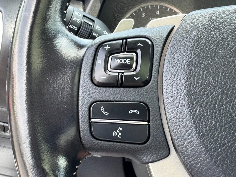 Lexus NX Vehicle Image 17
