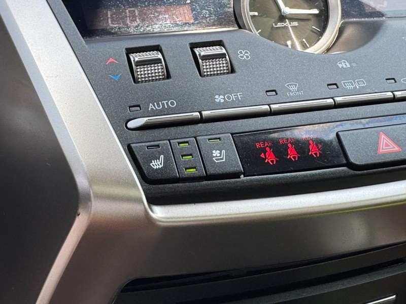 Lexus NX Vehicle Image 21