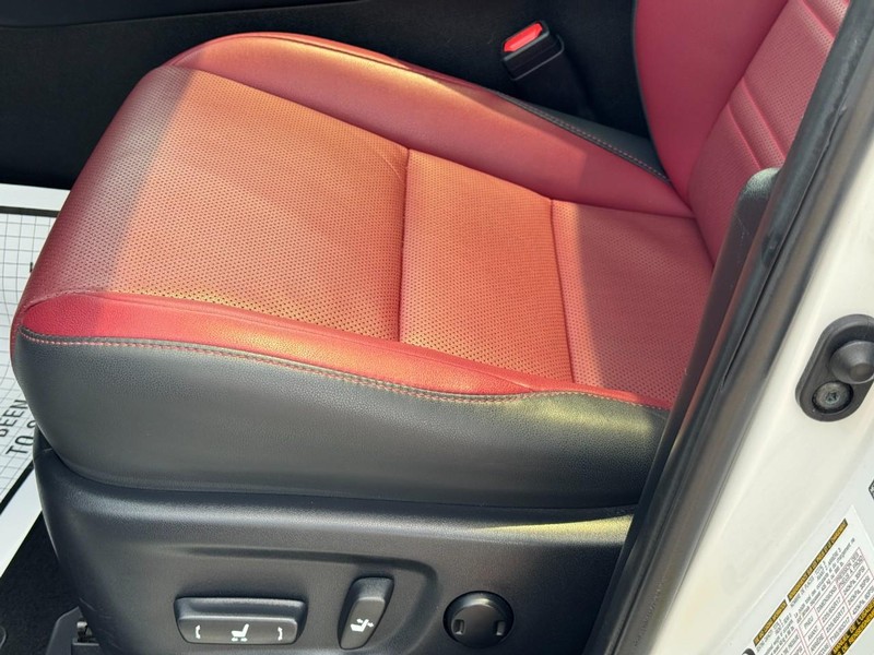 Lexus NX Vehicle Image 25
