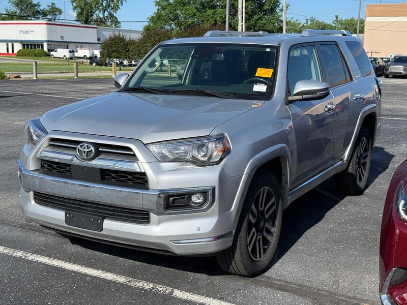 Toyota 4Runner Vehicle Image 02