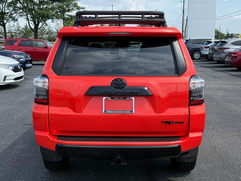 Toyota 4Runner Vehicle Image 04