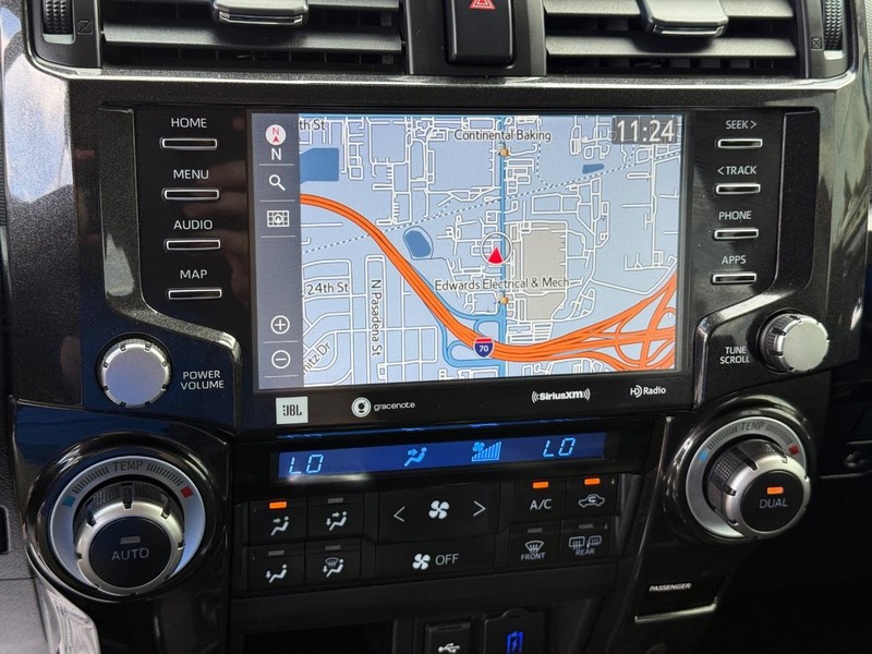 Toyota 4Runner Vehicle Image 18