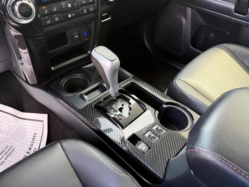 Toyota 4Runner Vehicle Image 20