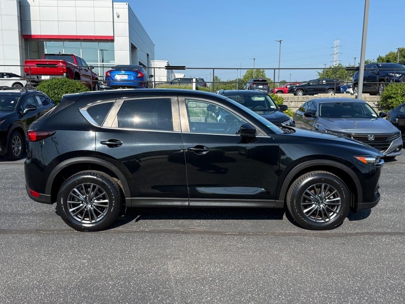 Mazda CX-5 Vehicle Image 02