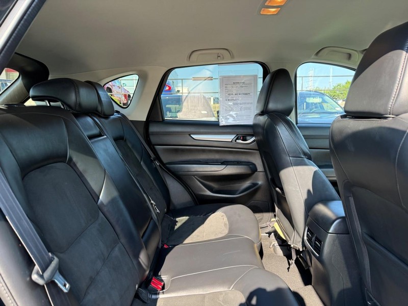Mazda CX-5 Vehicle Image 10