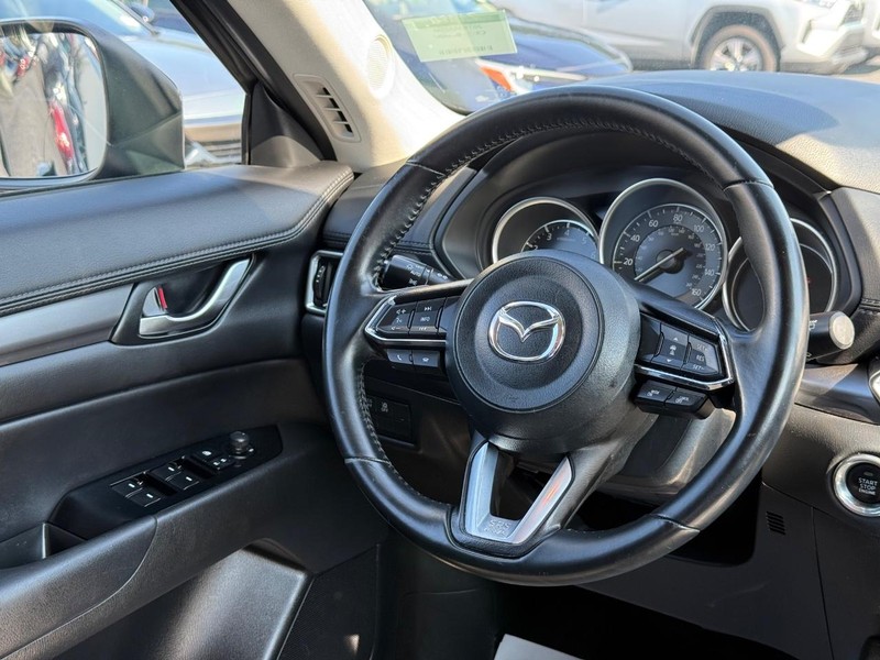 Mazda CX-5 Vehicle Image 12