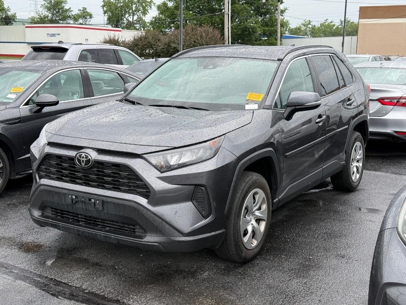 Toyota RAV4 Vehicle Image 02