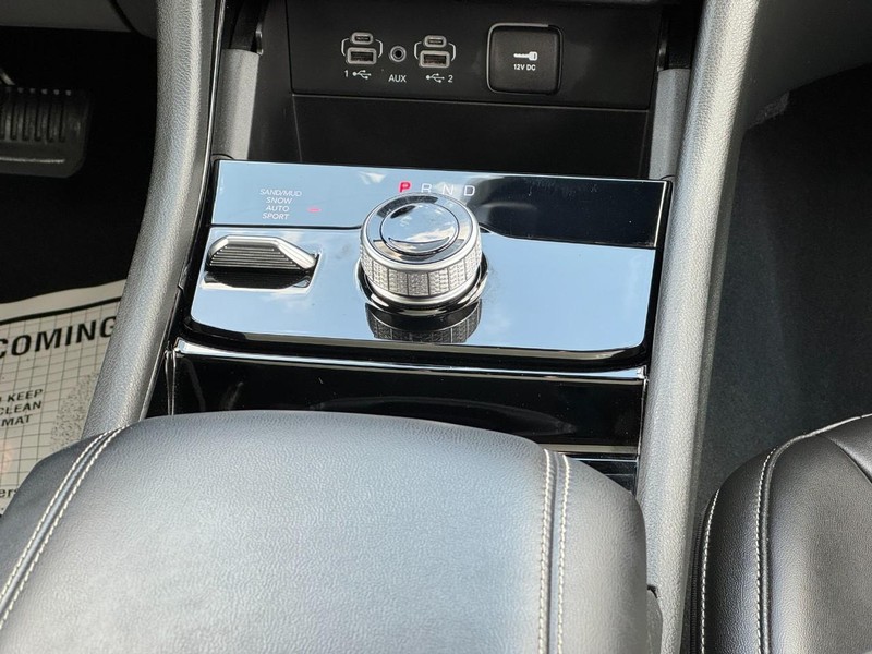 Jeep Grand Cherokee L Vehicle Image 20