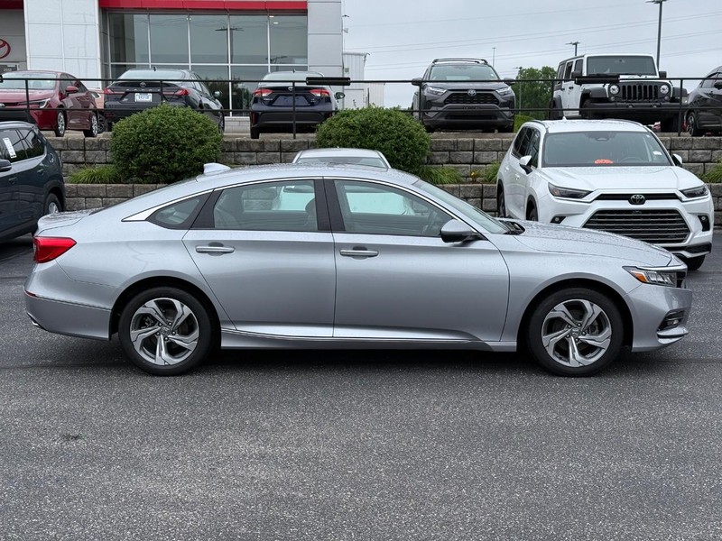 Honda Accord Sedan Vehicle Image 02