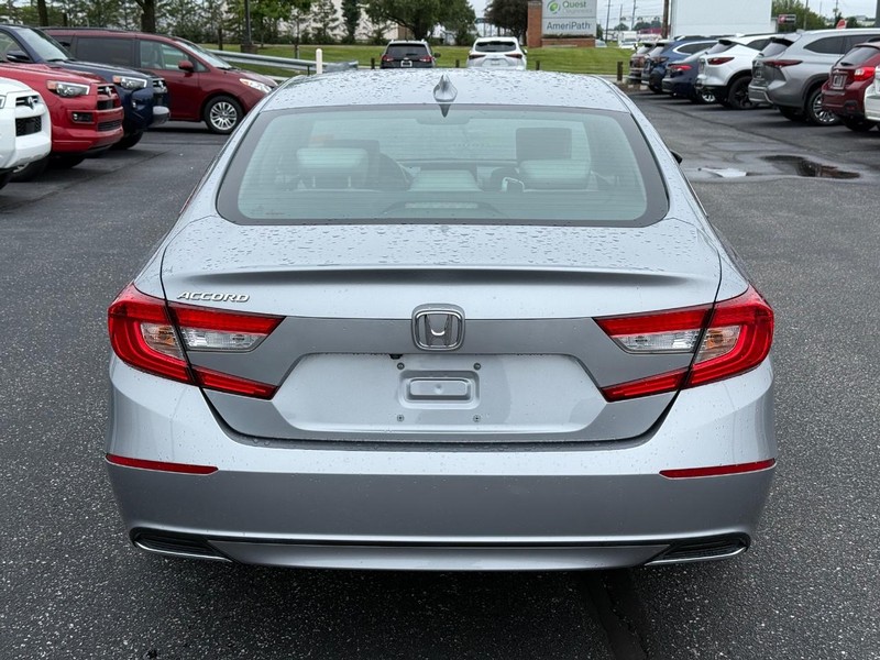 Honda Accord Sedan Vehicle Image 04