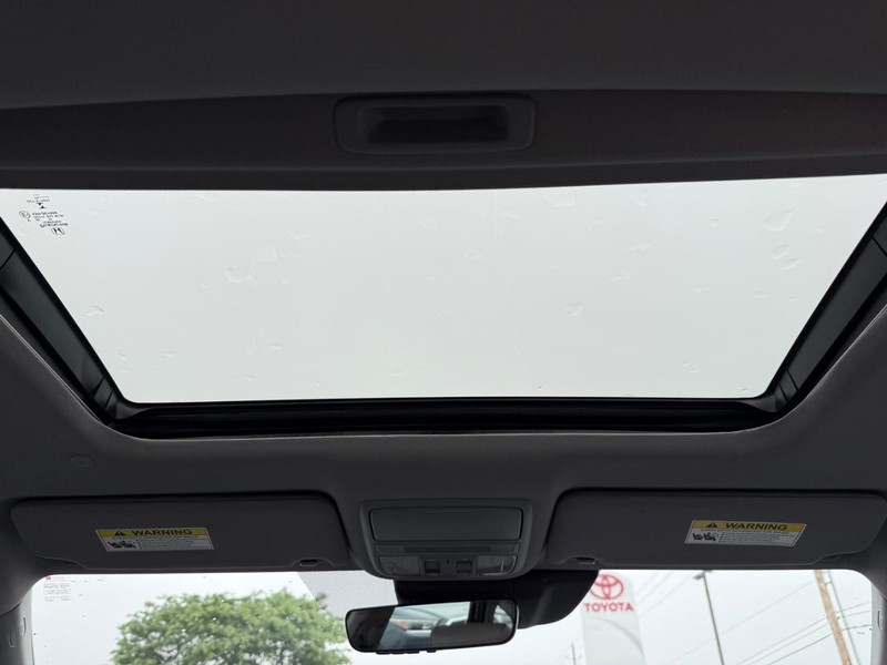 Honda Accord Sedan Vehicle Image 11