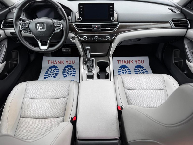 Honda Accord Sedan Vehicle Image 12
