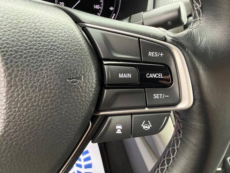 Honda Accord Sedan Vehicle Image 15