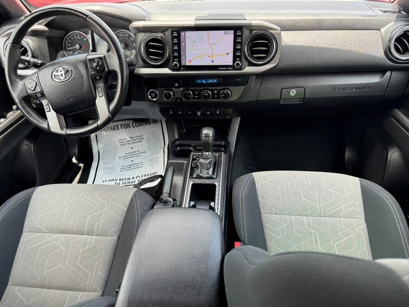 Toyota Tacoma 4WD Vehicle Image 18