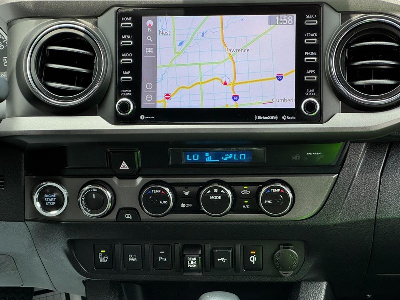 Toyota Tacoma 4WD Vehicle Image 20