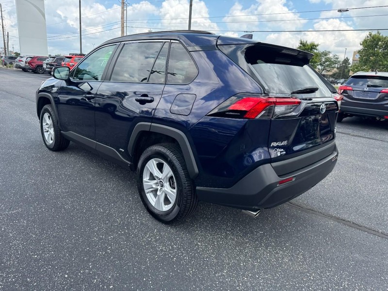 Toyota RAV4 Vehicle Image 06