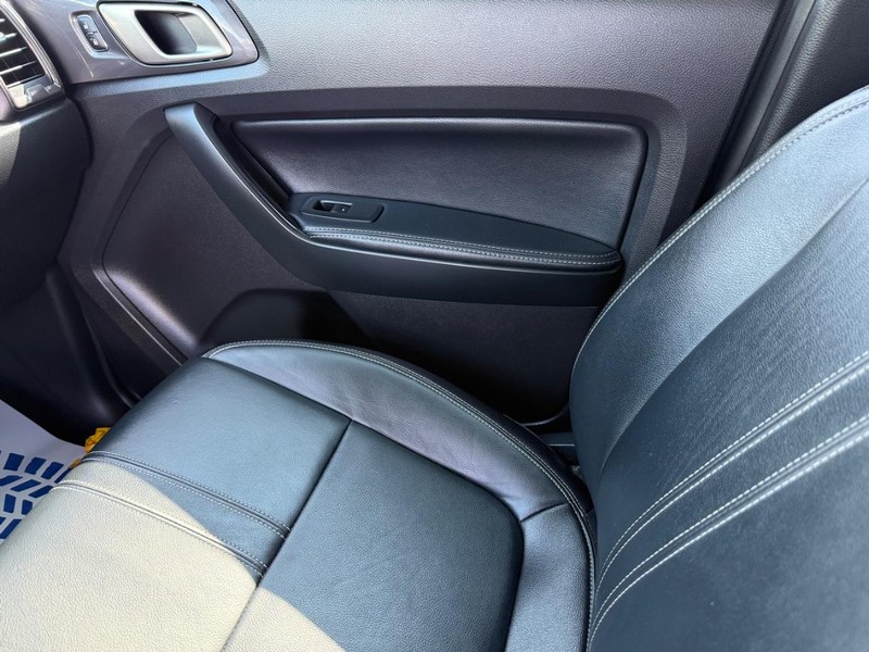 Ford Ranger Vehicle Full-screen Gallery Image 21
