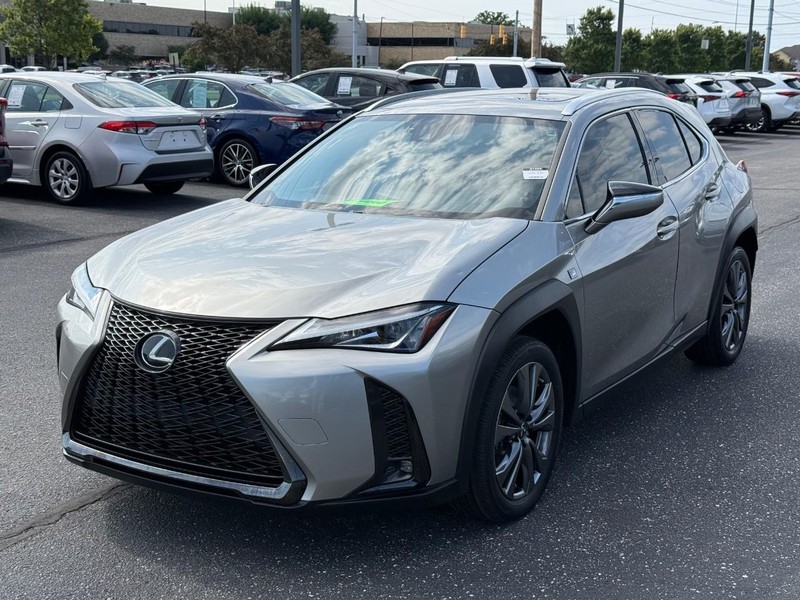 Lexus UX Vehicle Image 09