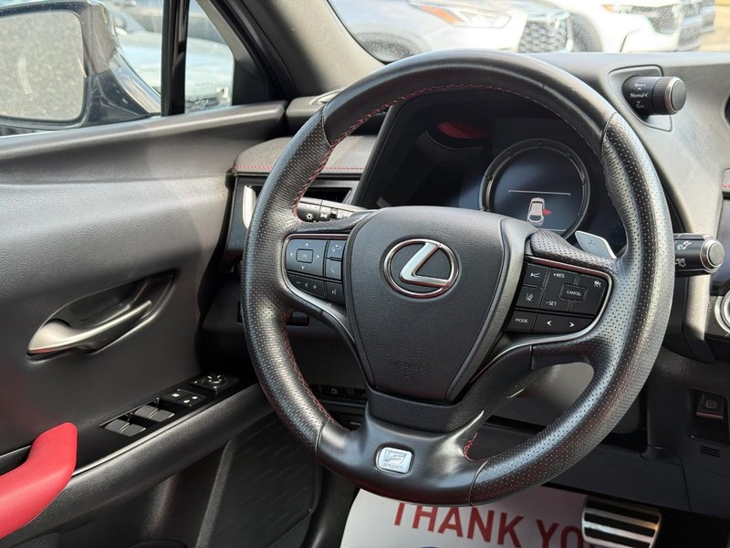 Lexus UX Vehicle Image 14
