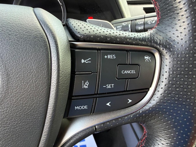 Lexus UX Vehicle Image 16