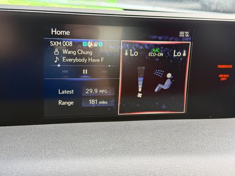 Lexus UX Vehicle Image 20