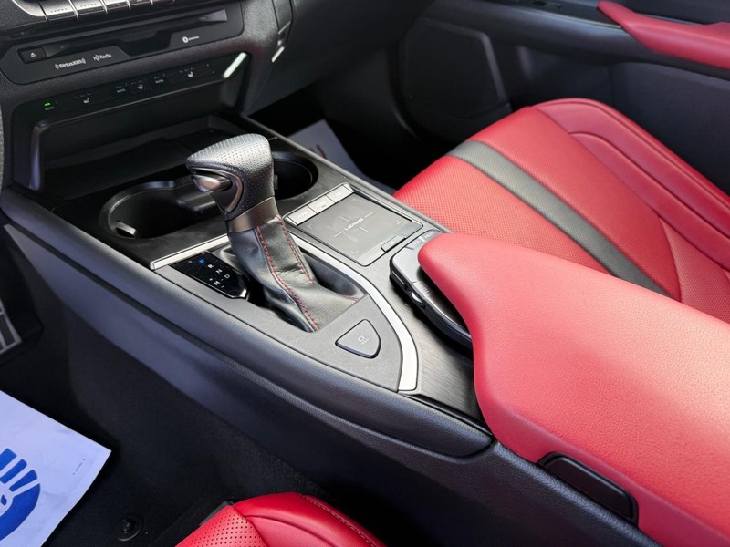 Lexus UX Vehicle Image 22