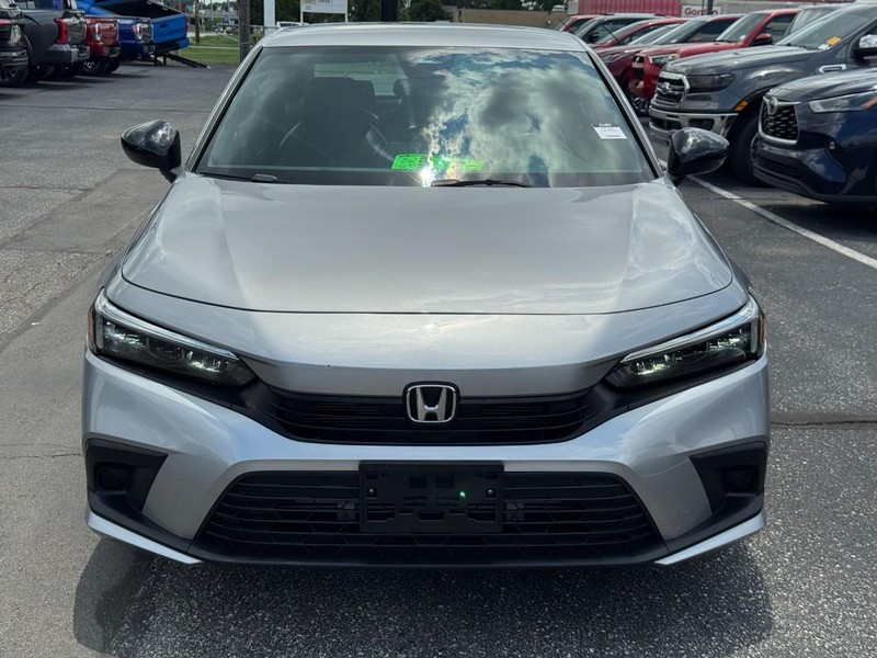 Honda Civic Sedan Vehicle Full-screen Gallery Image 10