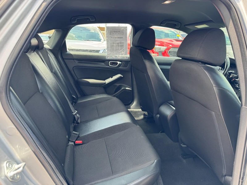 Honda Civic Sedan Vehicle Full-screen Gallery Image 11