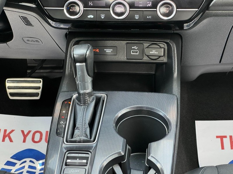 Honda Civic Sedan Vehicle Full-screen Gallery Image 15