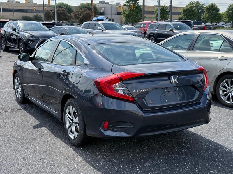 Honda Civic Sedan Vehicle Image 03