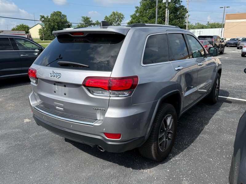 Jeep Grand Cherokee Vehicle Image 04