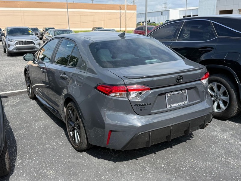 Toyota Corolla Vehicle Image 03