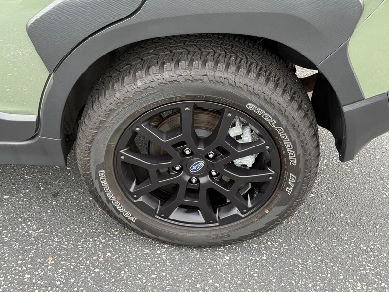 Subaru Crosstrek Vehicle Image 06