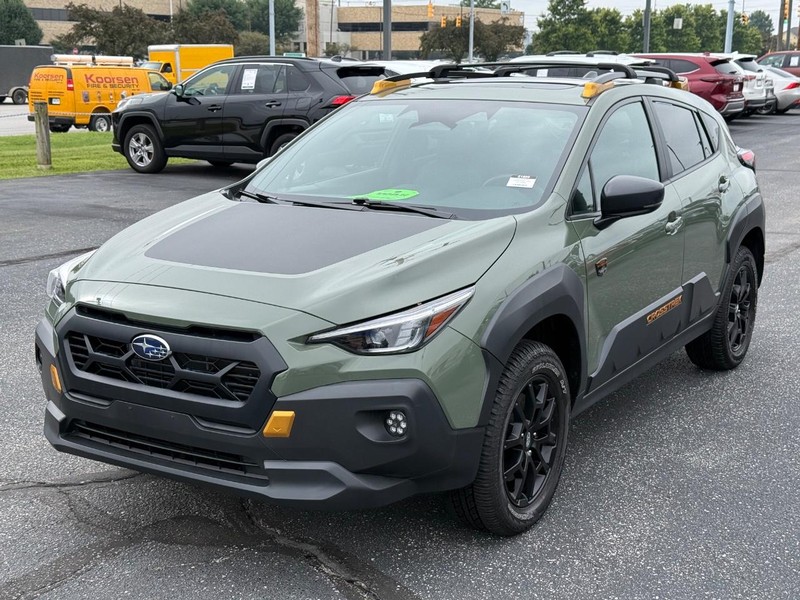 Subaru Crosstrek Vehicle Image 08