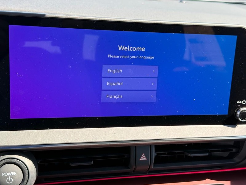 Toyota Prius Plug-In Hybrid Vehicle Image 12