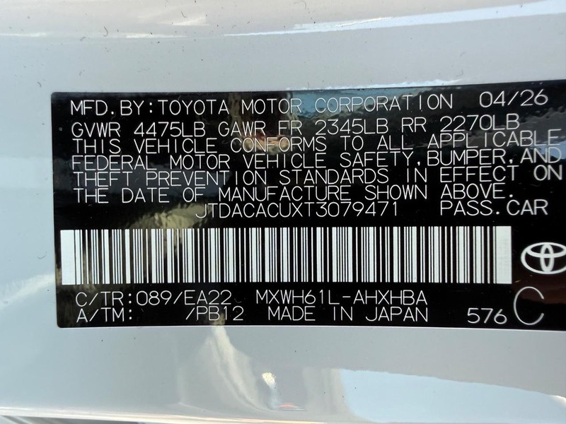 Toyota Prius Plug-In Hybrid Vehicle Image 21
