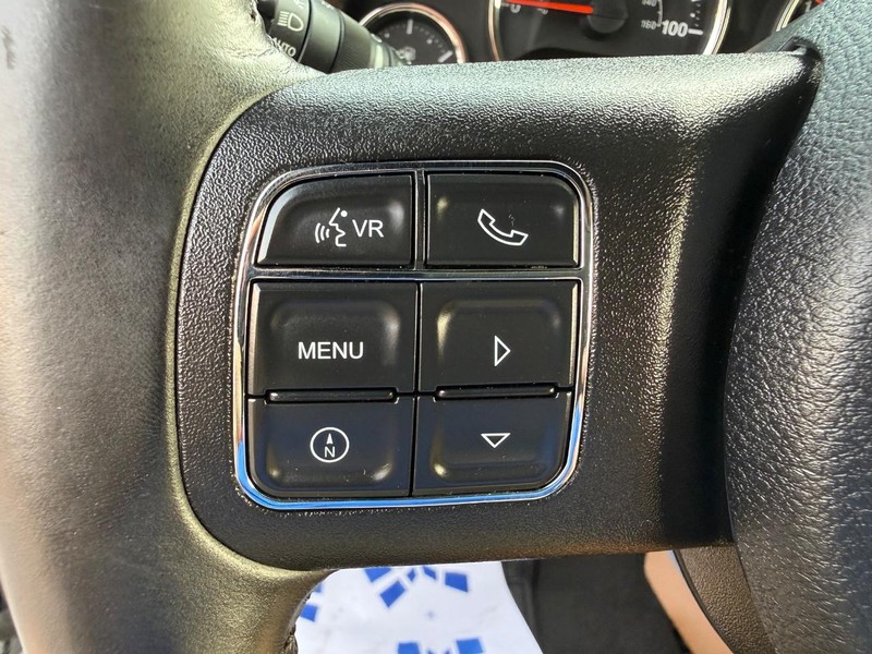 Jeep Wrangler Unlimited Vehicle Image 13